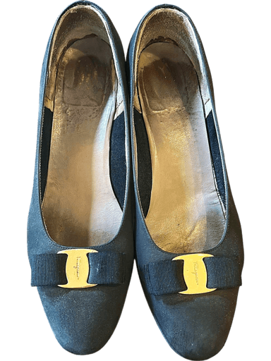 Vintage Salvatore Ferragamo Black Suede Bow Heels - Size 10½