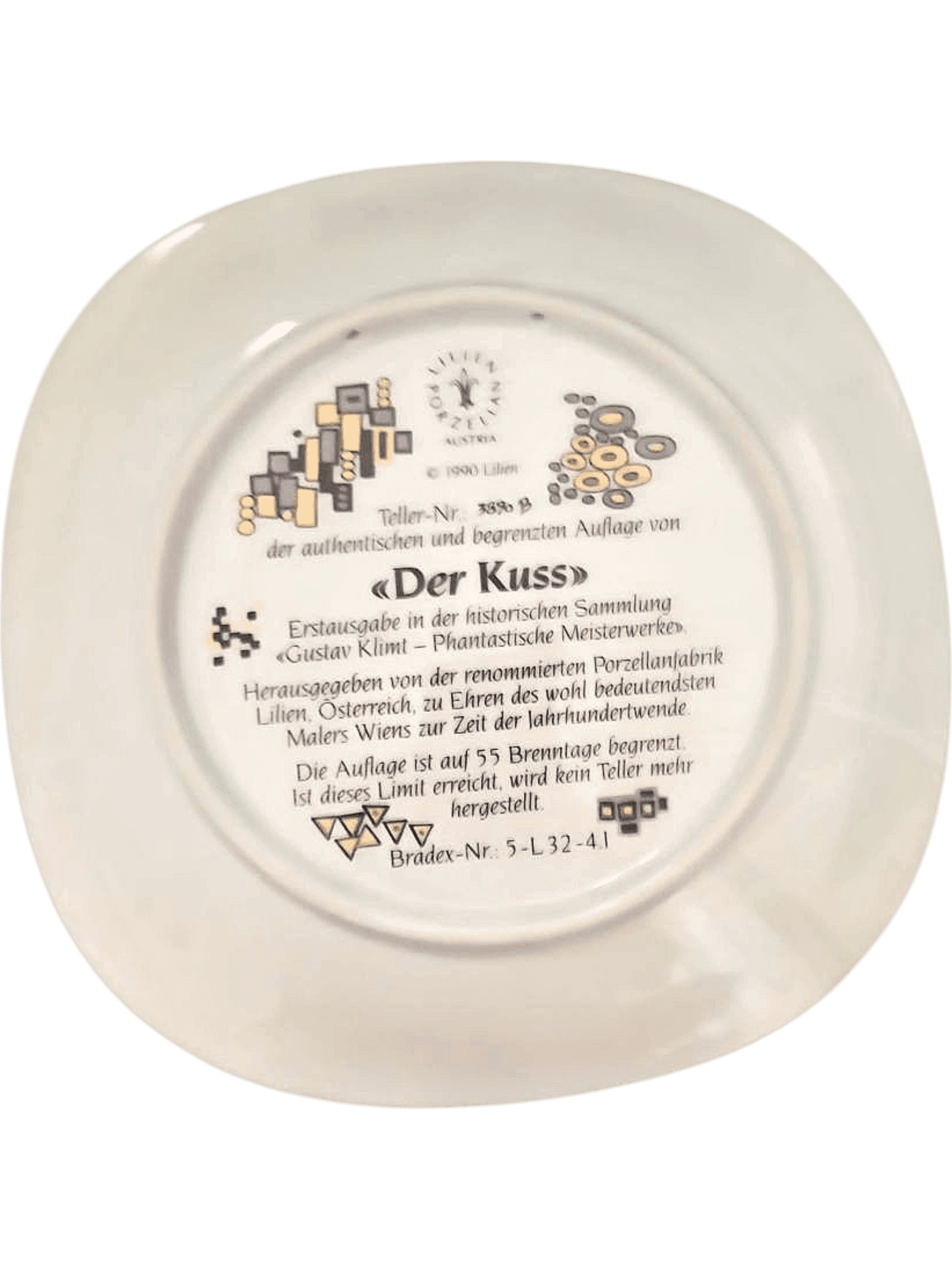 Klimt 'Der Kuss' Collector Plate by Lilien Austria 2