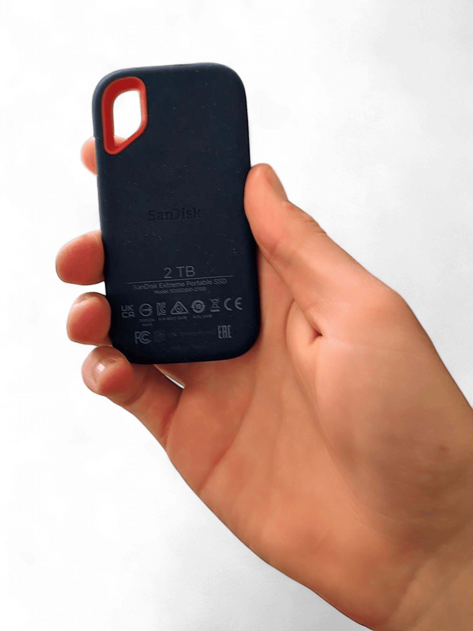 SanDisk Extreme Portable SSD 2TB - External Solid State Drive 1