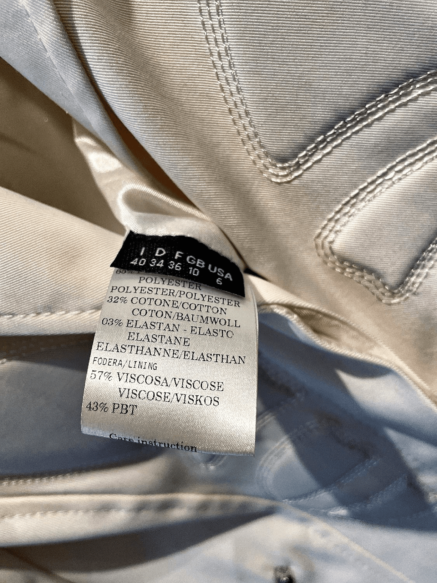 Chic White Thierry Mugler Blazer - Elegant Designer Piece 4