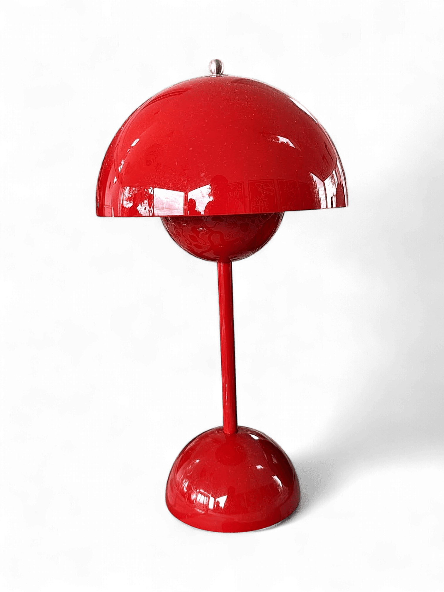 Verner Panton Red Flowerpot Table Lamp - Danish Design Classic 1