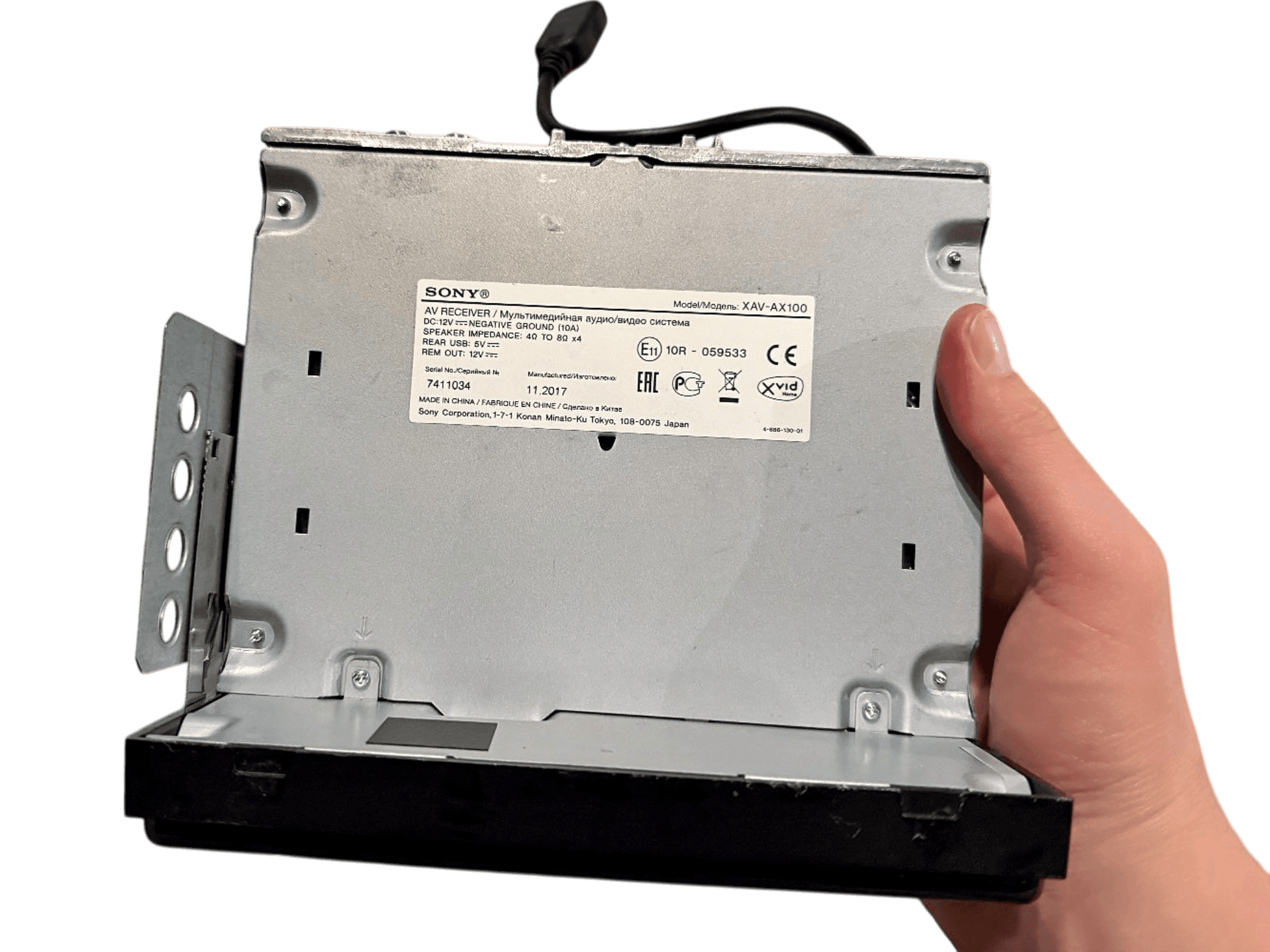 Sony XAV-AX100 AV Receiver 2