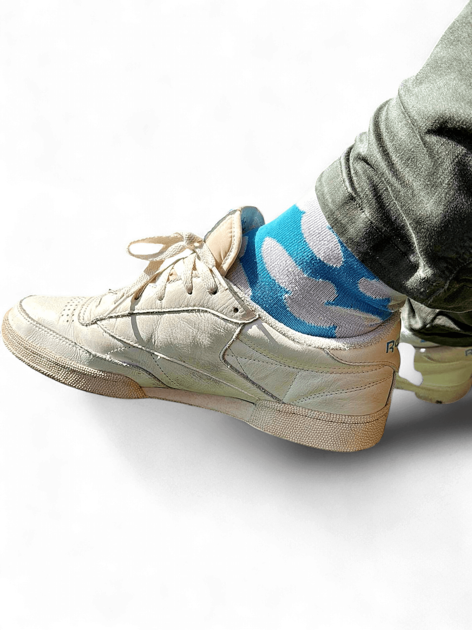 Reebok Classic Leather Sneakers - Worn White 1