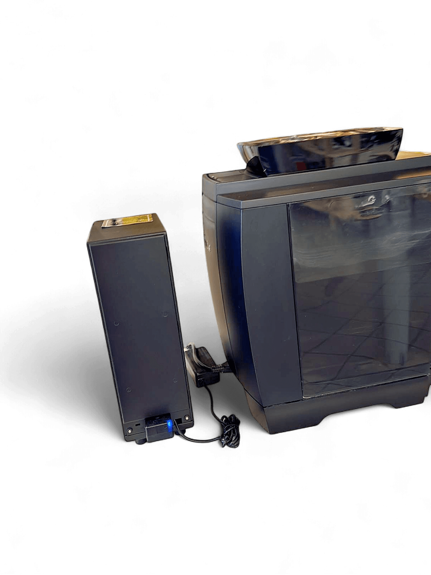 Jura We8 Automatic Coffee Machine with Milk Frother 1