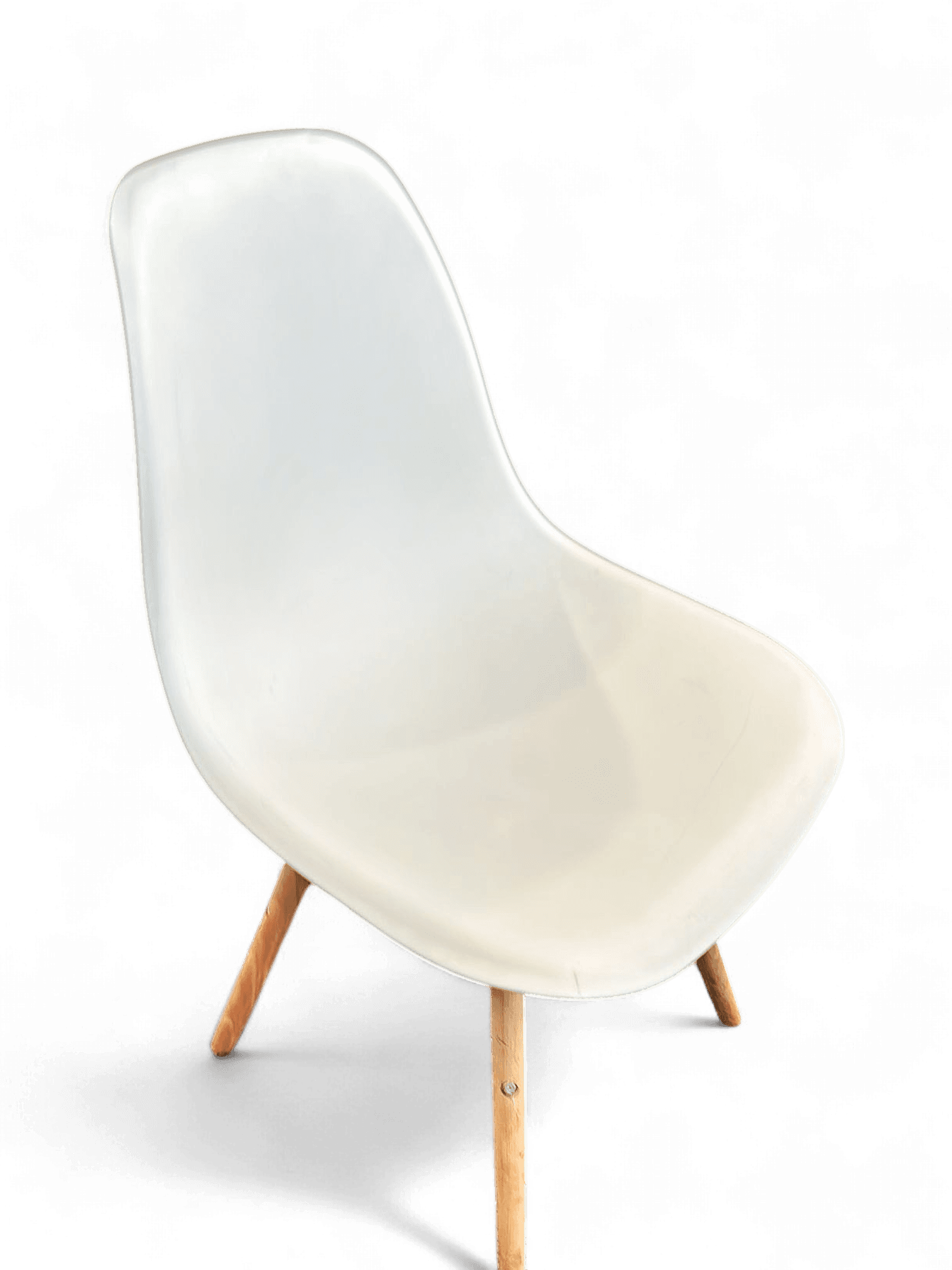 White Eames Style DSW Chair with Wooden Legs - Modern Dining Chair 2