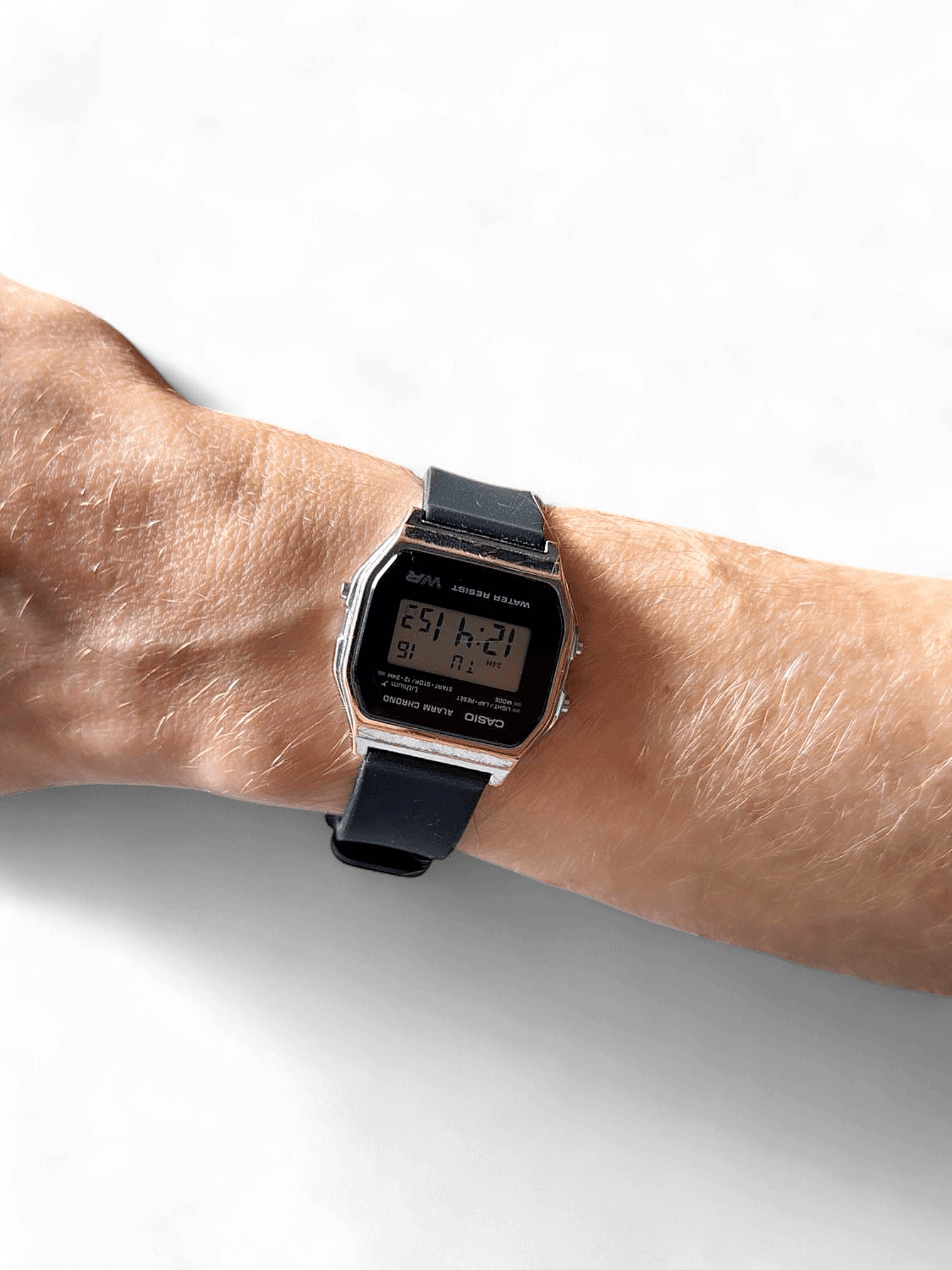 Casio Digital Watch with Black Strap - Classic Retro Style 2