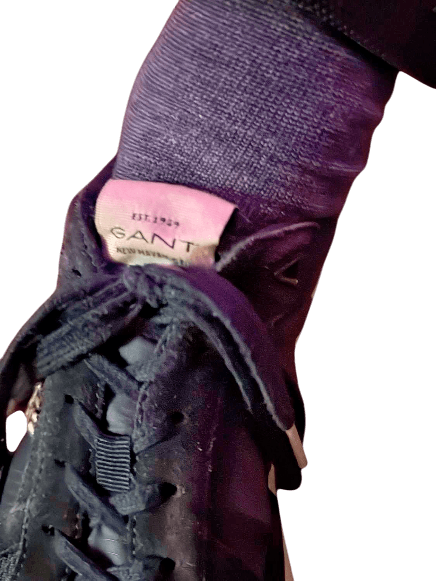 Schwarze Sportschuhe mit rosa Akzenten 2