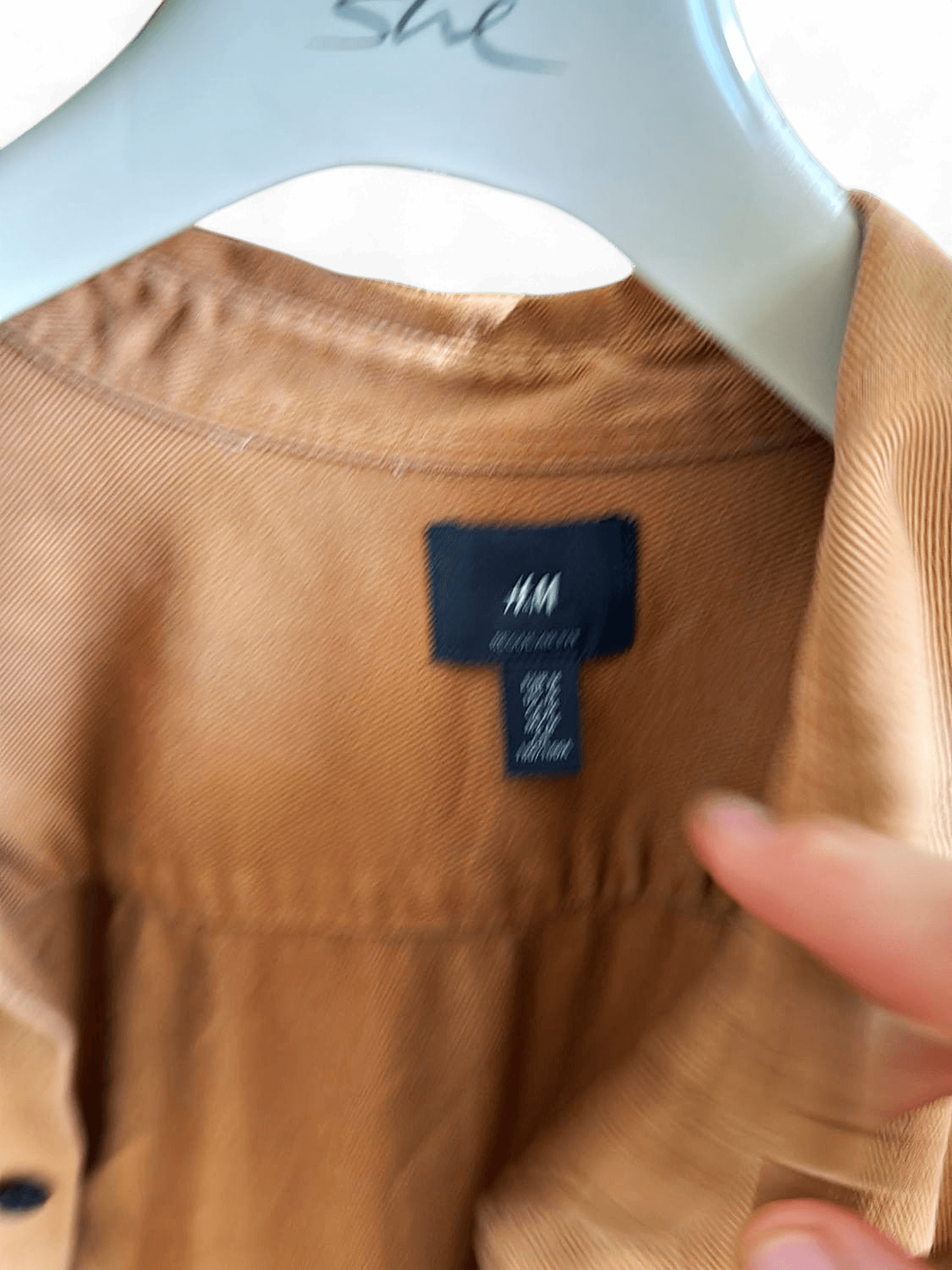 H&M Beige Button-Down Shirt with Pockets 2