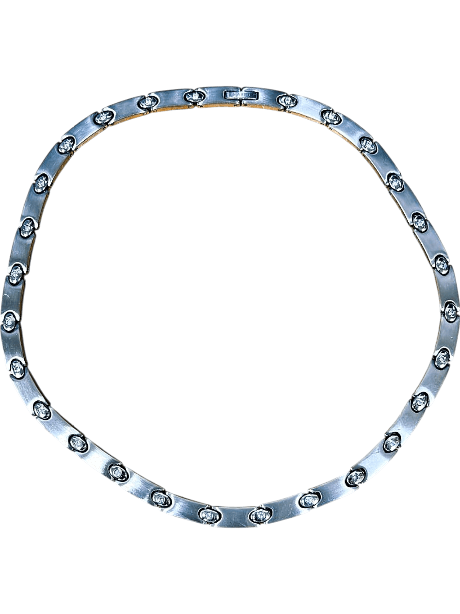 Elegante Edelstahl-Halskette mit Kristallsteinen im modernen Design 1