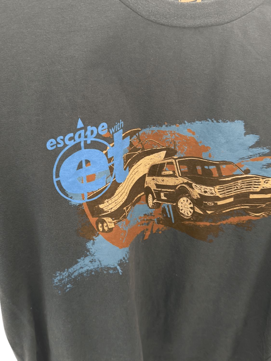 Grey 'Escape with ET' SUV Graphic T-Shirt 3