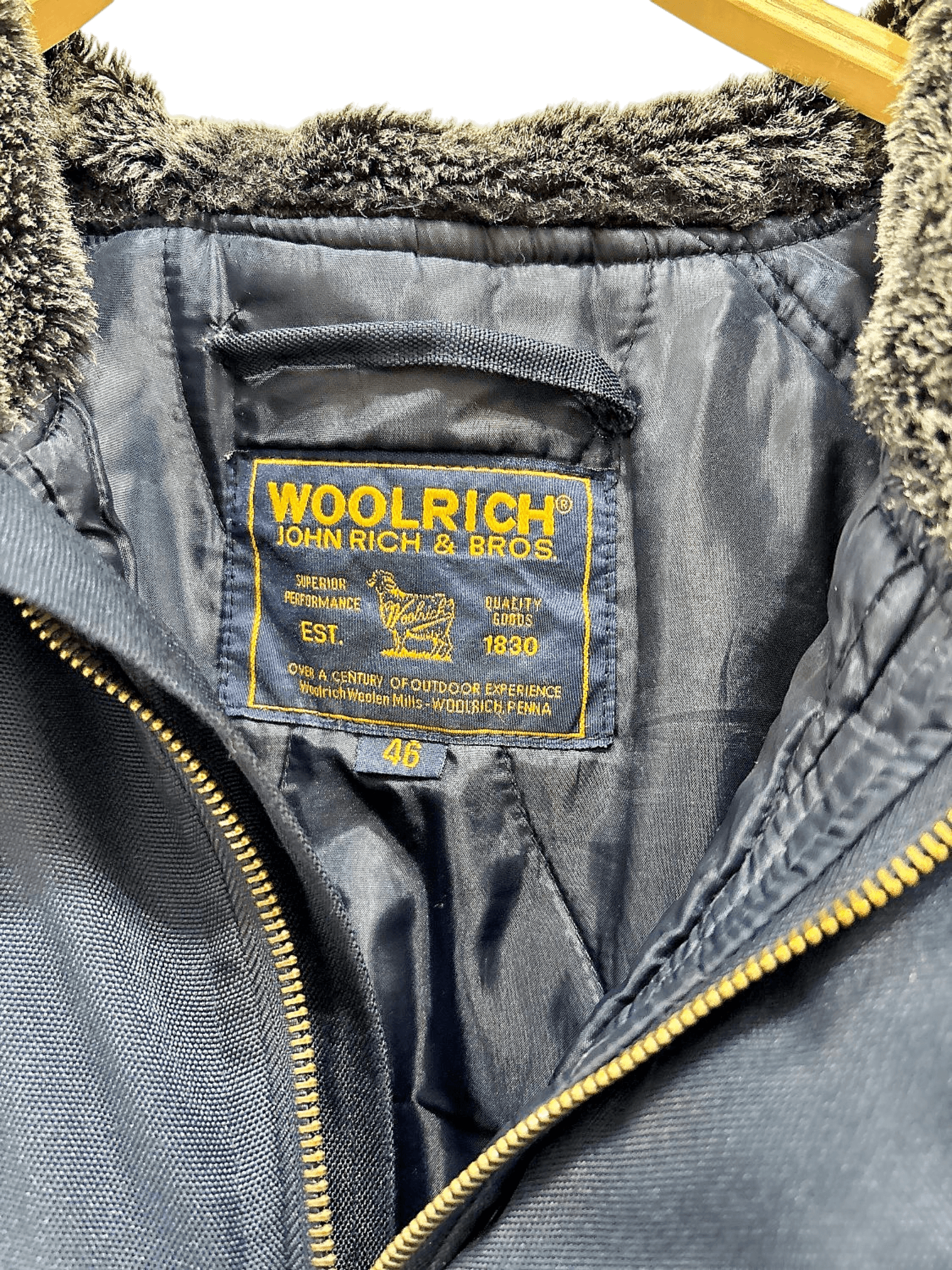 Woolrich Navy Blue Bomber Jacket with Fur Hood - Size 46 2