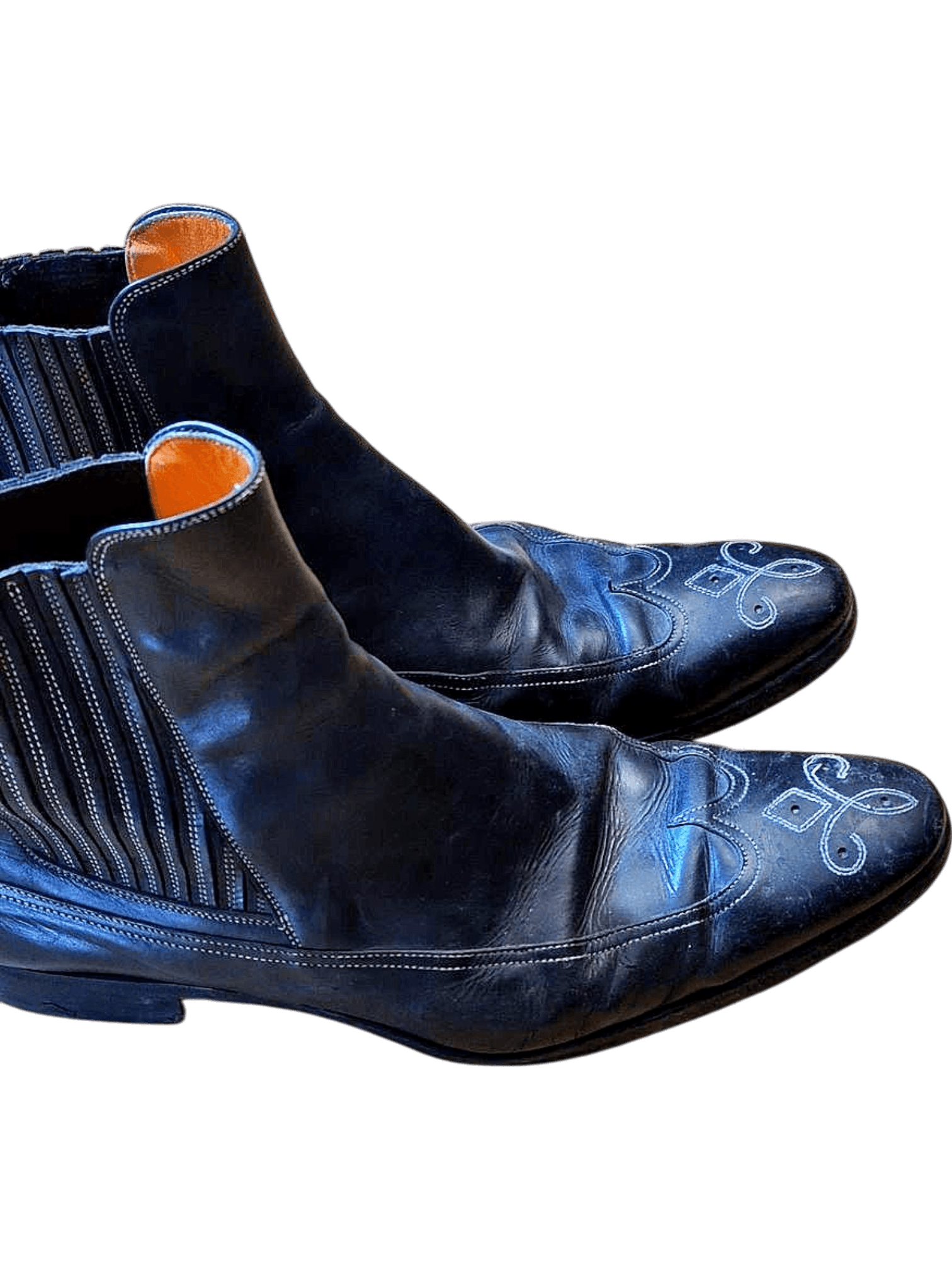 Men's Black Leather Chelsea Boots with Decorative Stitching 2