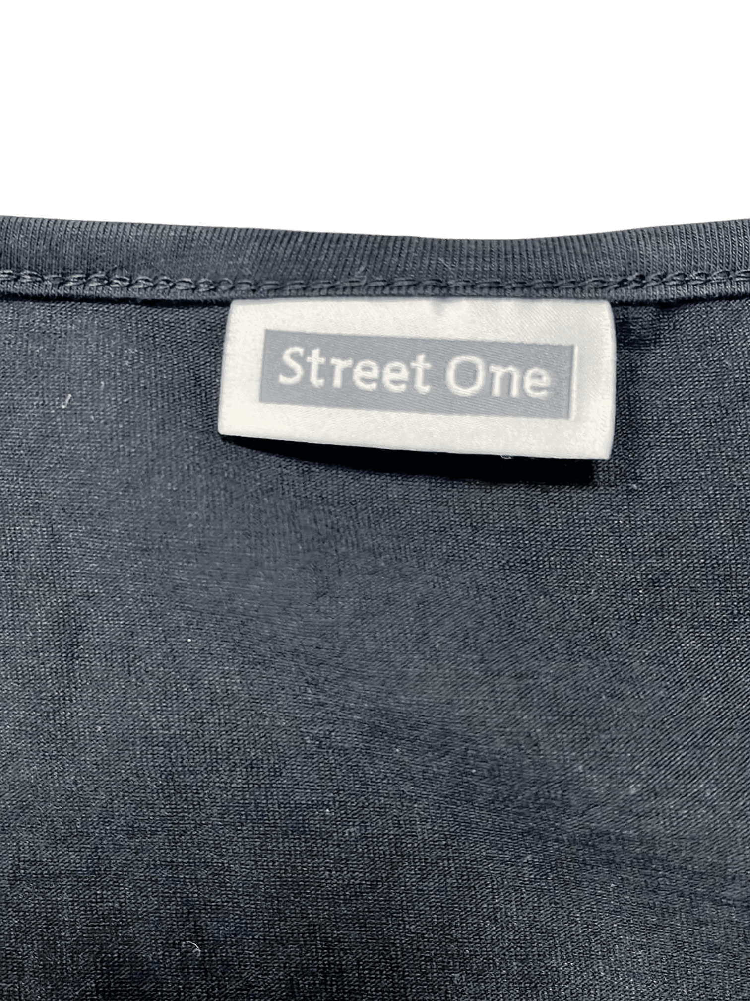Street One Schwarzes Damen-Top mit Rüschendetails 3