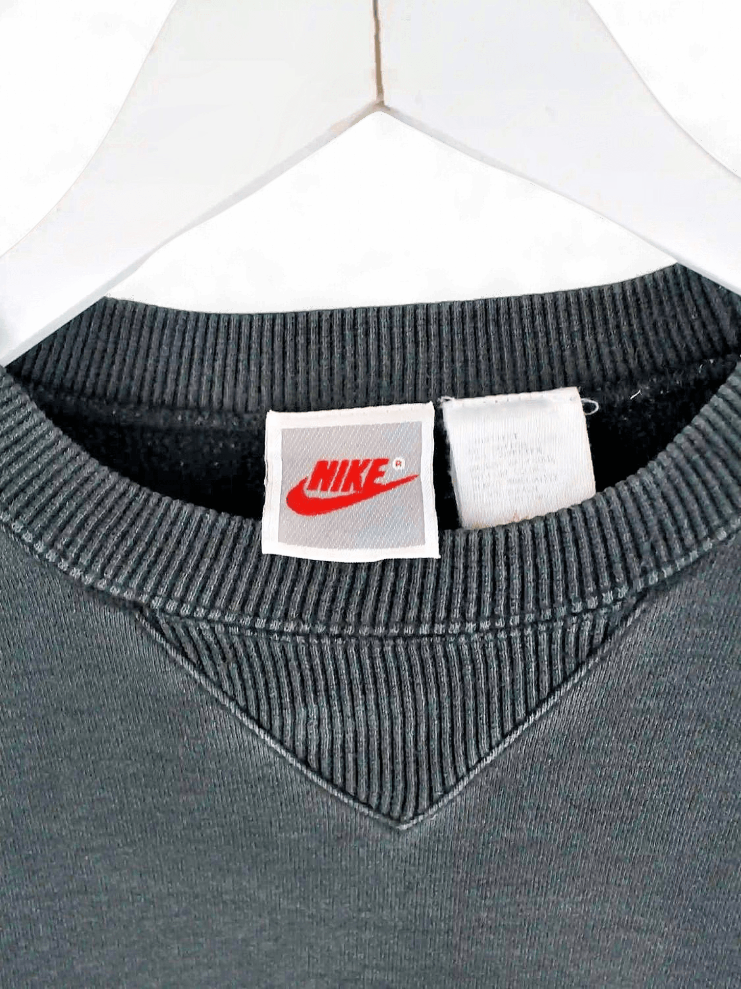 Nike Niketown Chicago Black Sweatshirt - Vintage Sportswear 2