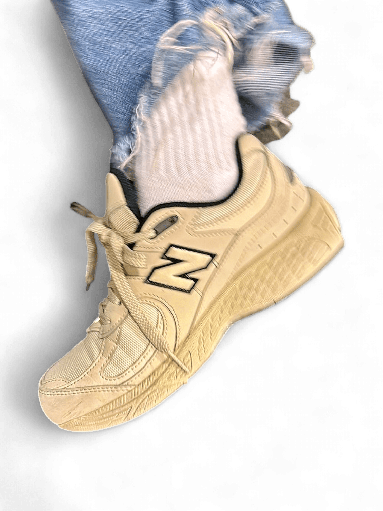 New Balance White/Beige Trainers - Used Condition 1