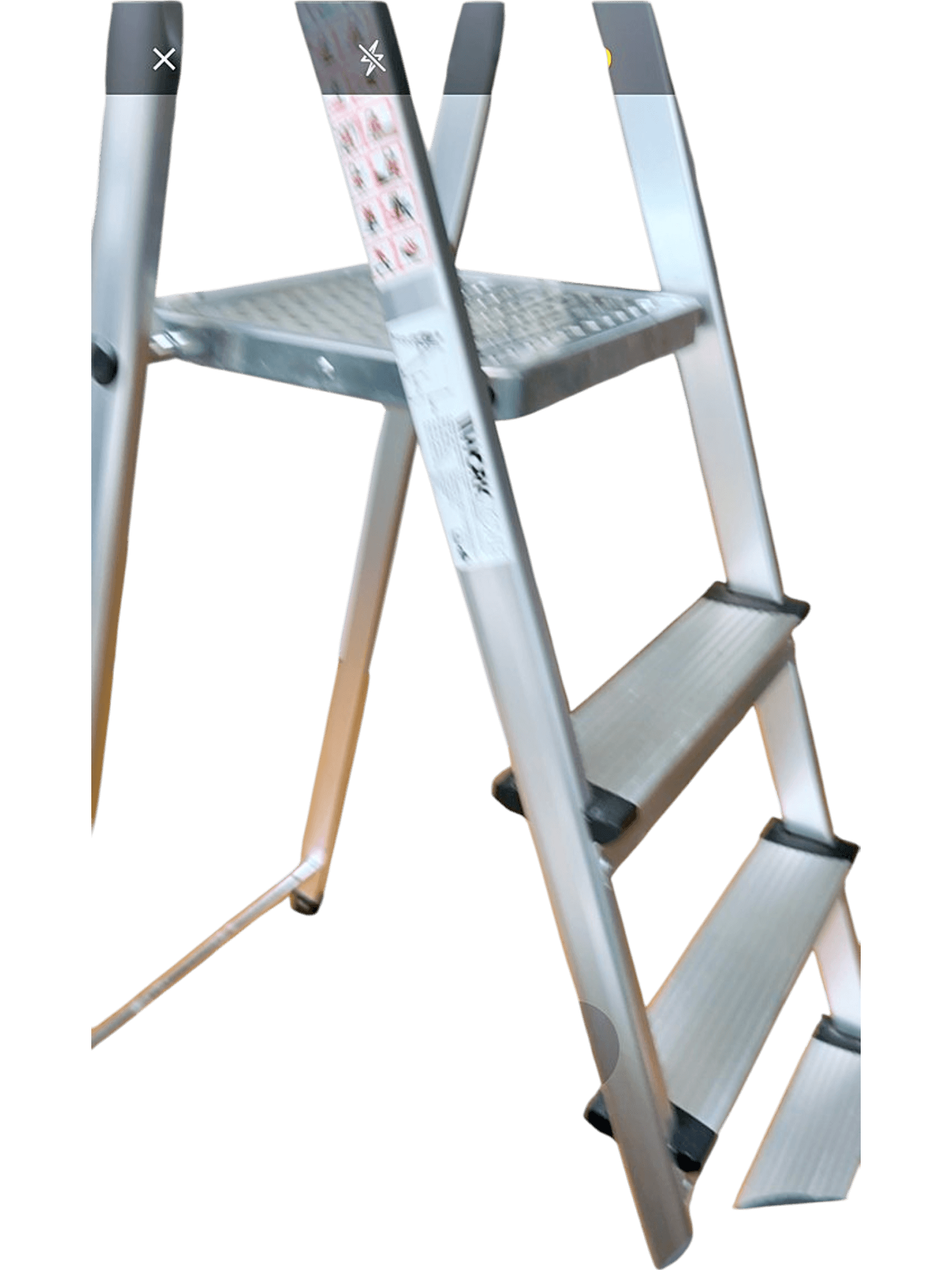 WORKZONE Metal Step Ladder with Safety Markings 2