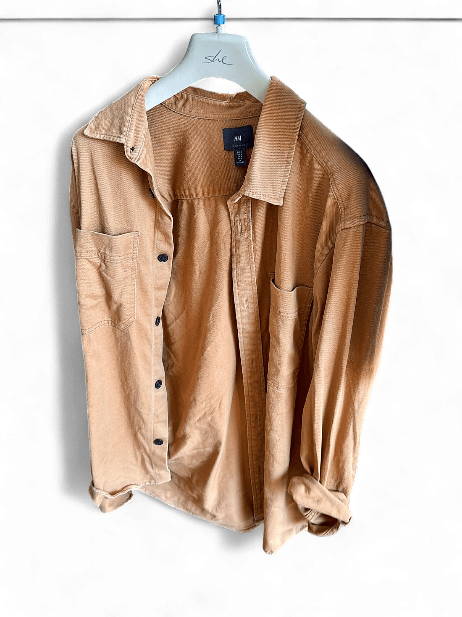 H&M Beige Button-Down Shirt with Pockets 1