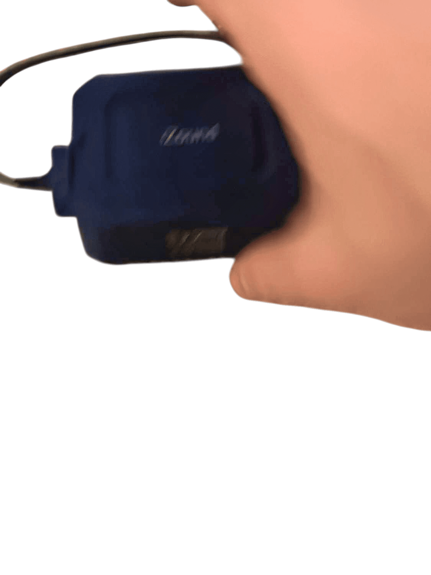 Bärbar Bluetooth-högtalare i rött och svart 2