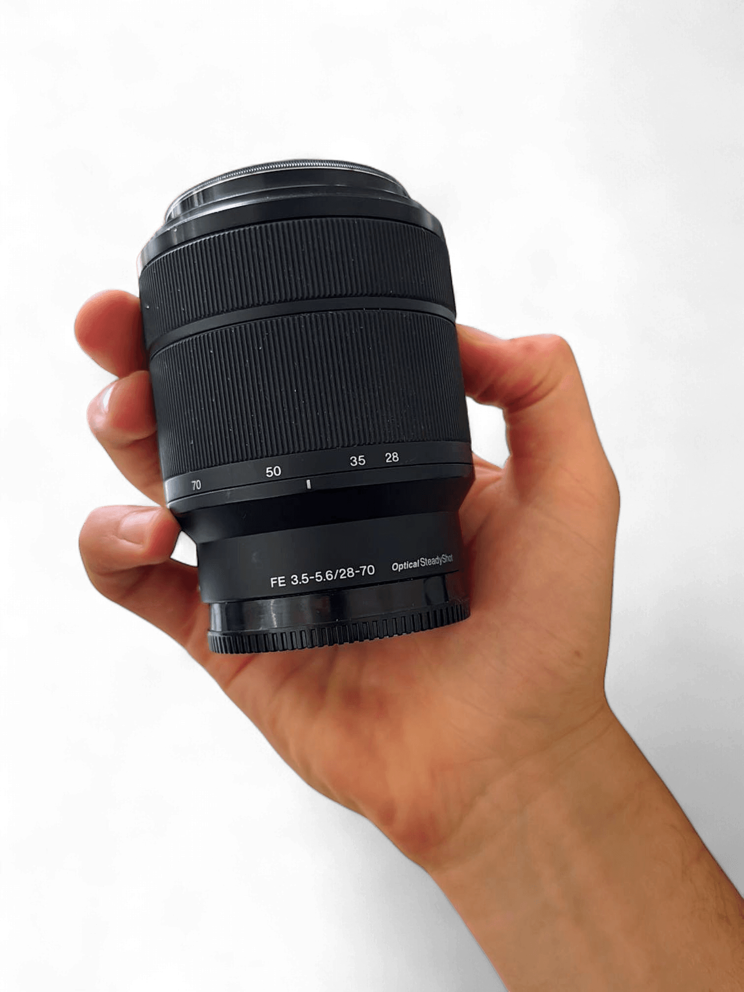 Sony FE 28-70mm f/3.5-5.6 OSS Zoom Lens - Excellent Condition 4