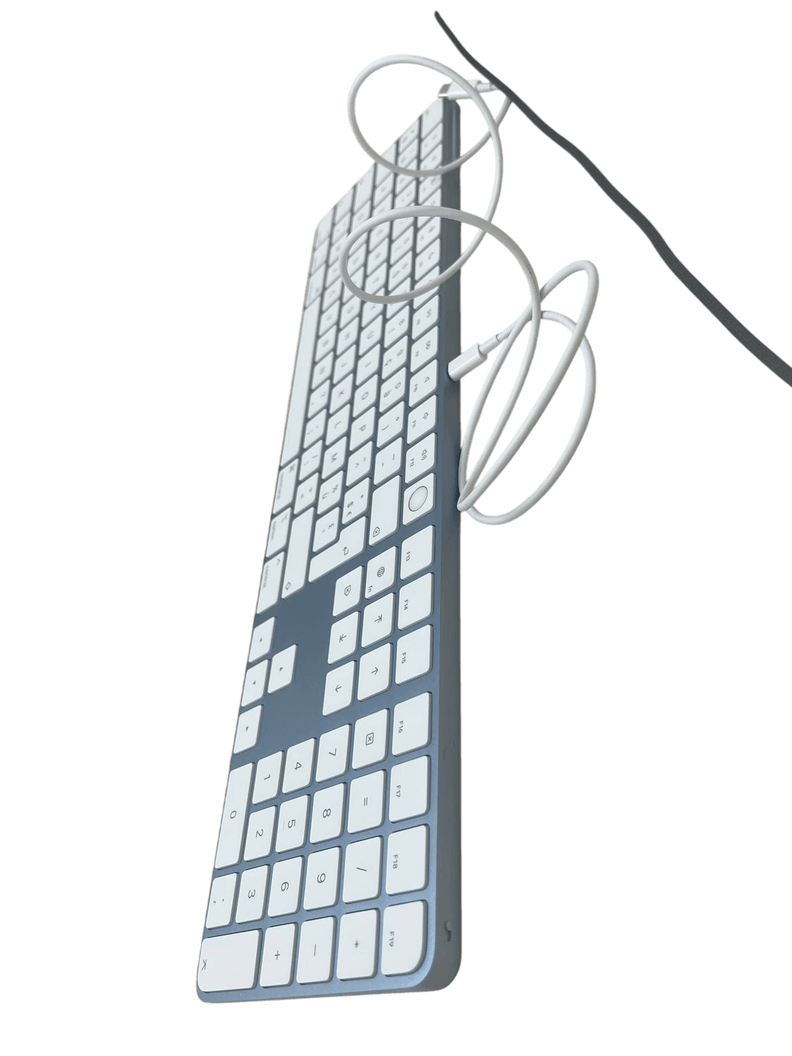 Apple Magic Keyboard with Numeric Keypad - Wired Full-size Layout 3