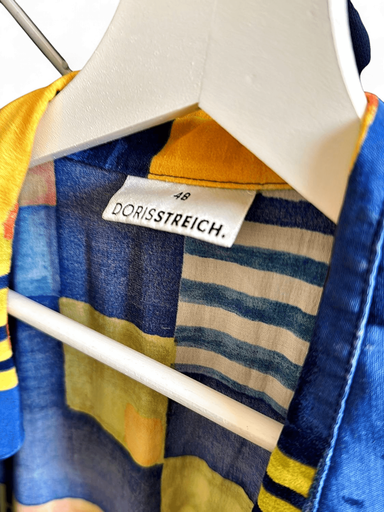 DORISSTREICH Colorful Abstract Print Button-Down Shirt - Size 48 2