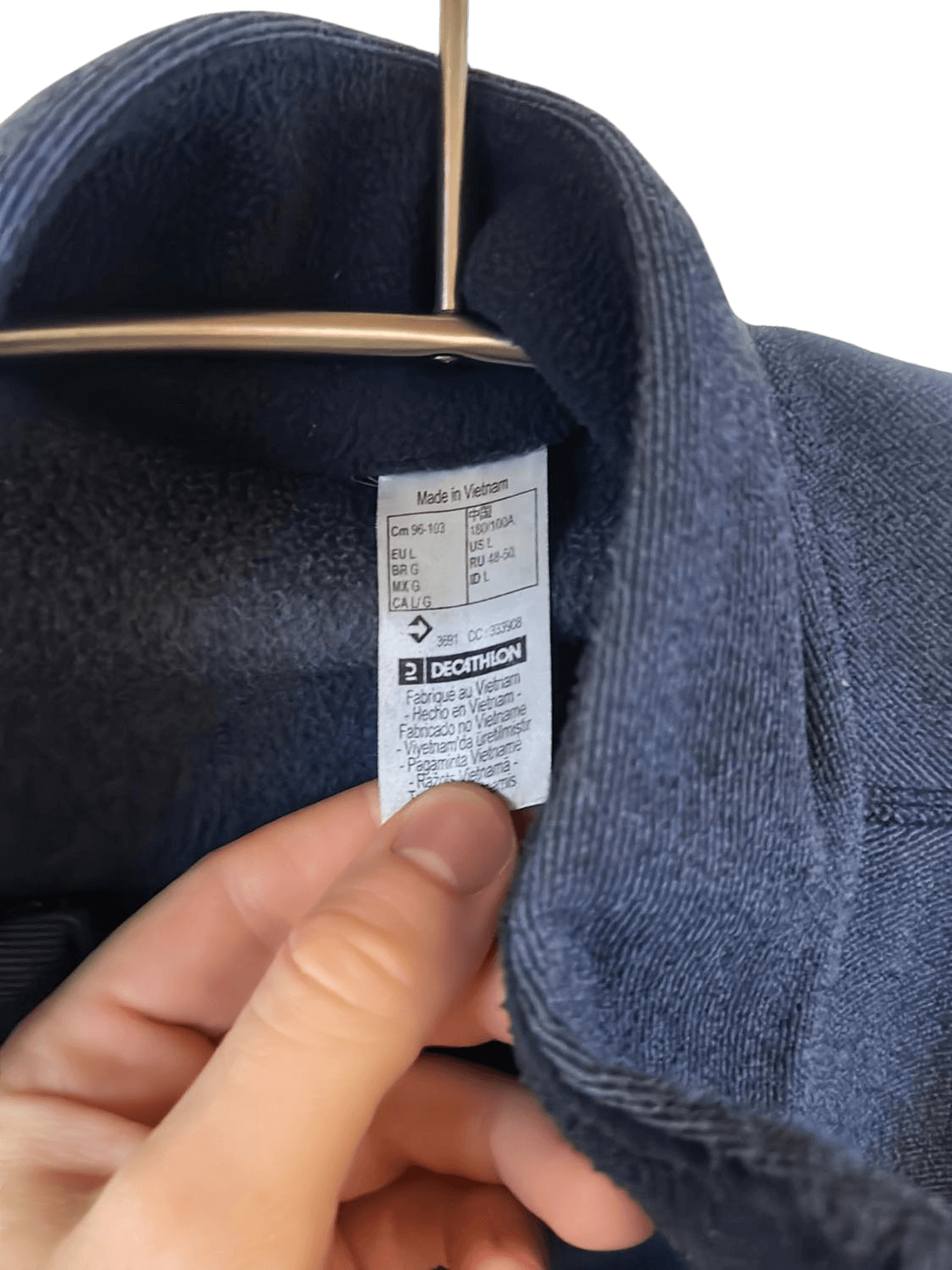 Decathlon Quechua Navy Fleece Jacket - Size M 2