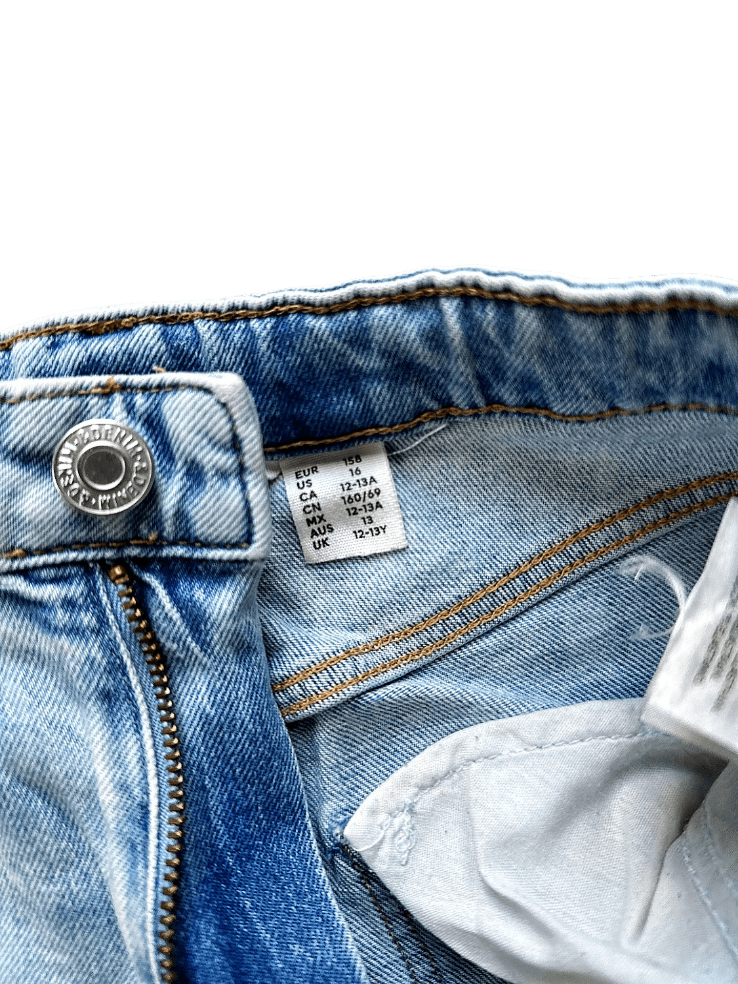 Hellblaue Patchwork-Jeans mit Vintage-Look - Upcycling Design 3