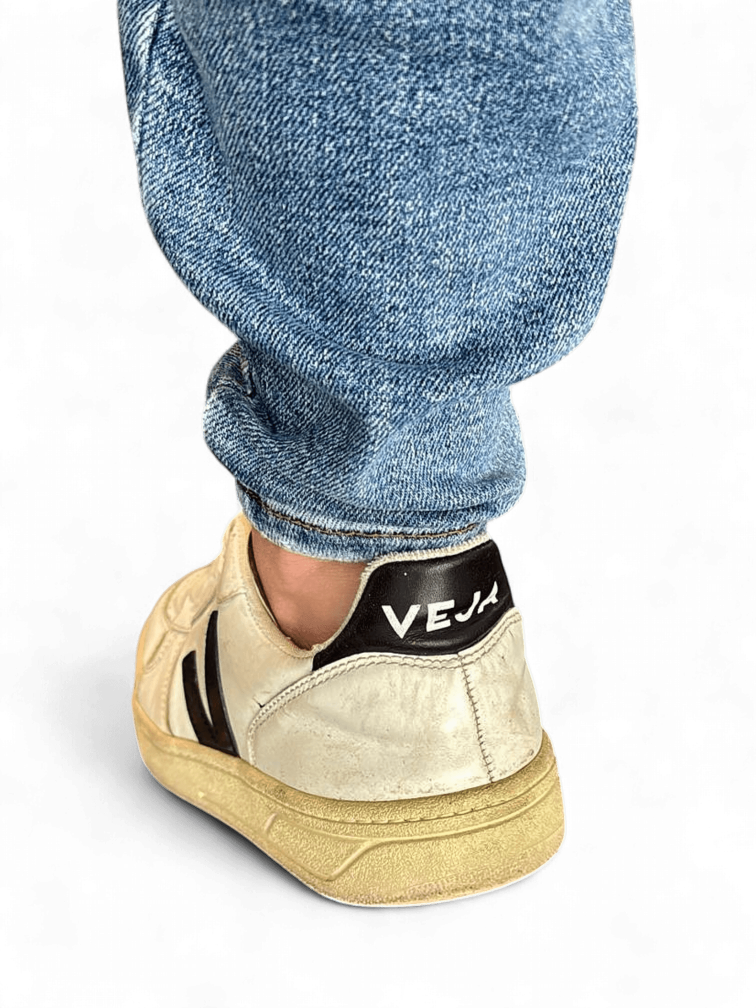 Veja V-10 White Sneakers - Pre-owned Sustainable Footwear 2
