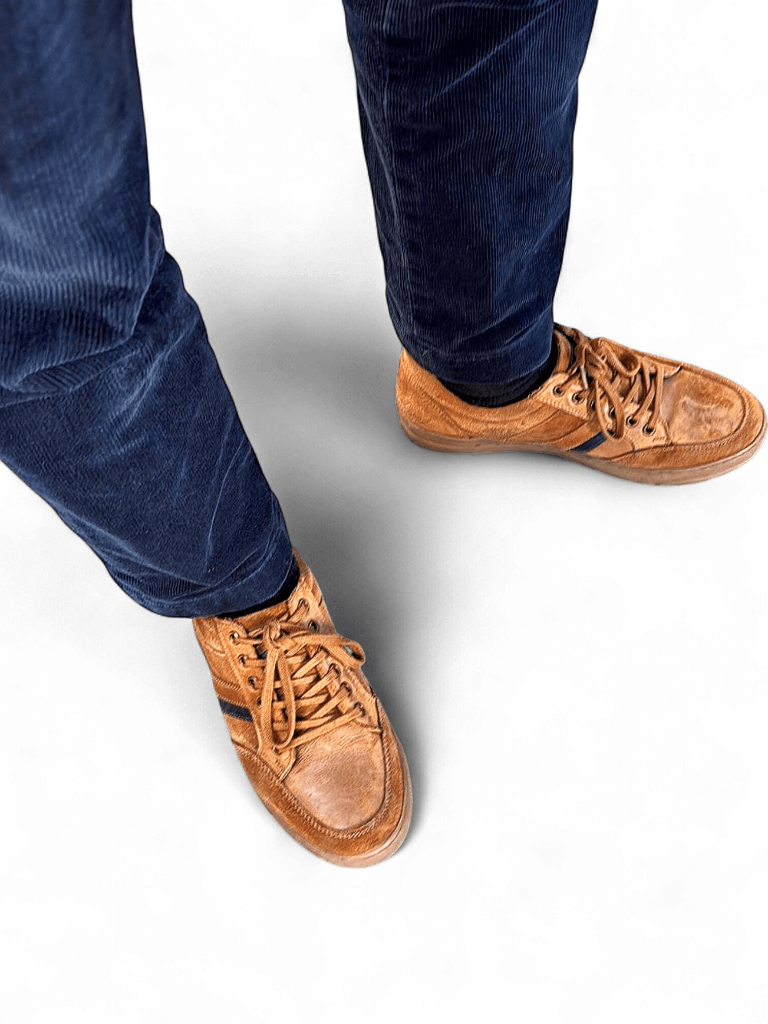 Brown Leather Casual Sneakers with Dark Stripe Detail 1