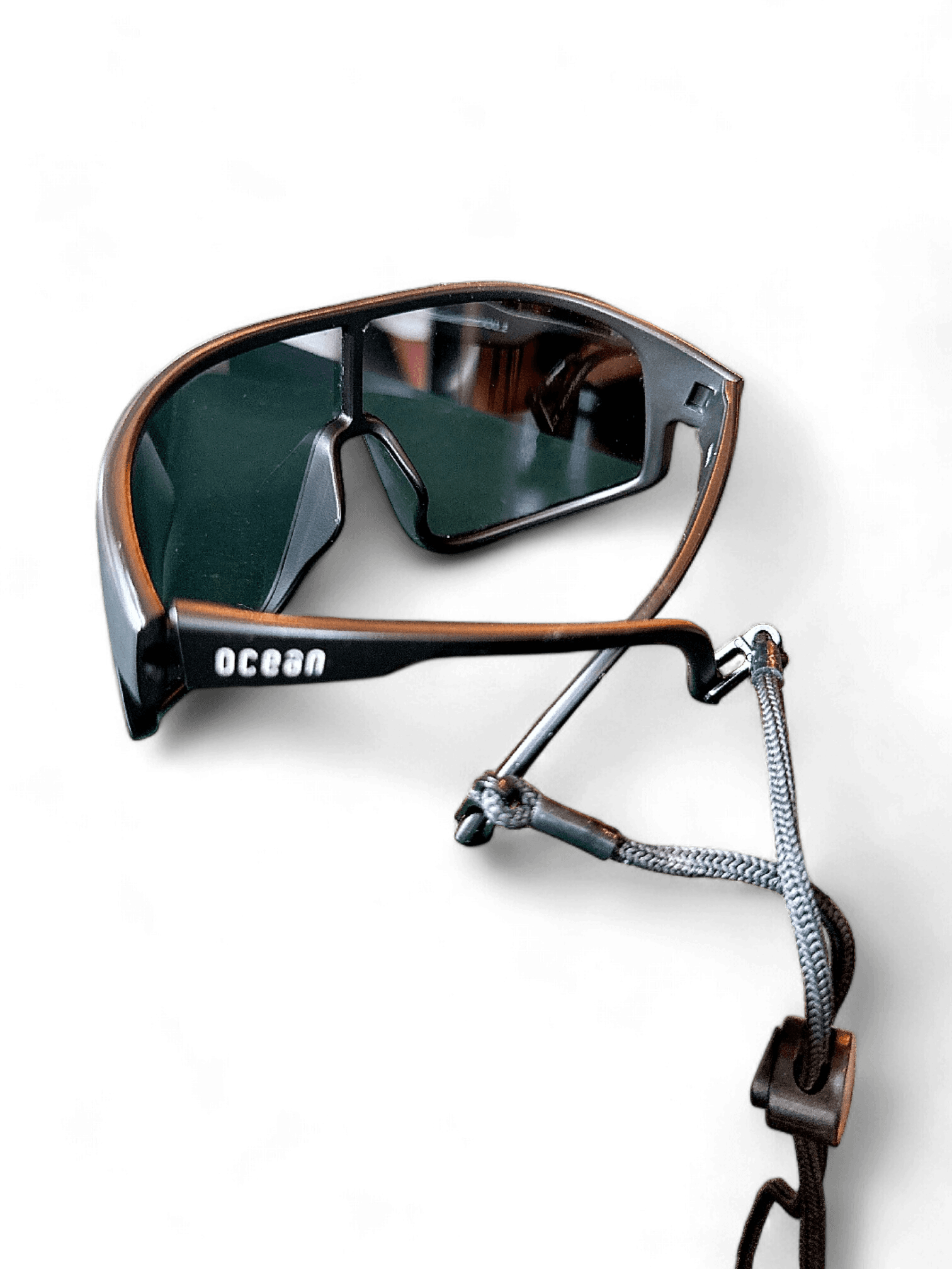 Ocean Rectangle Sunglasses with Polycarbonate Lenses 1