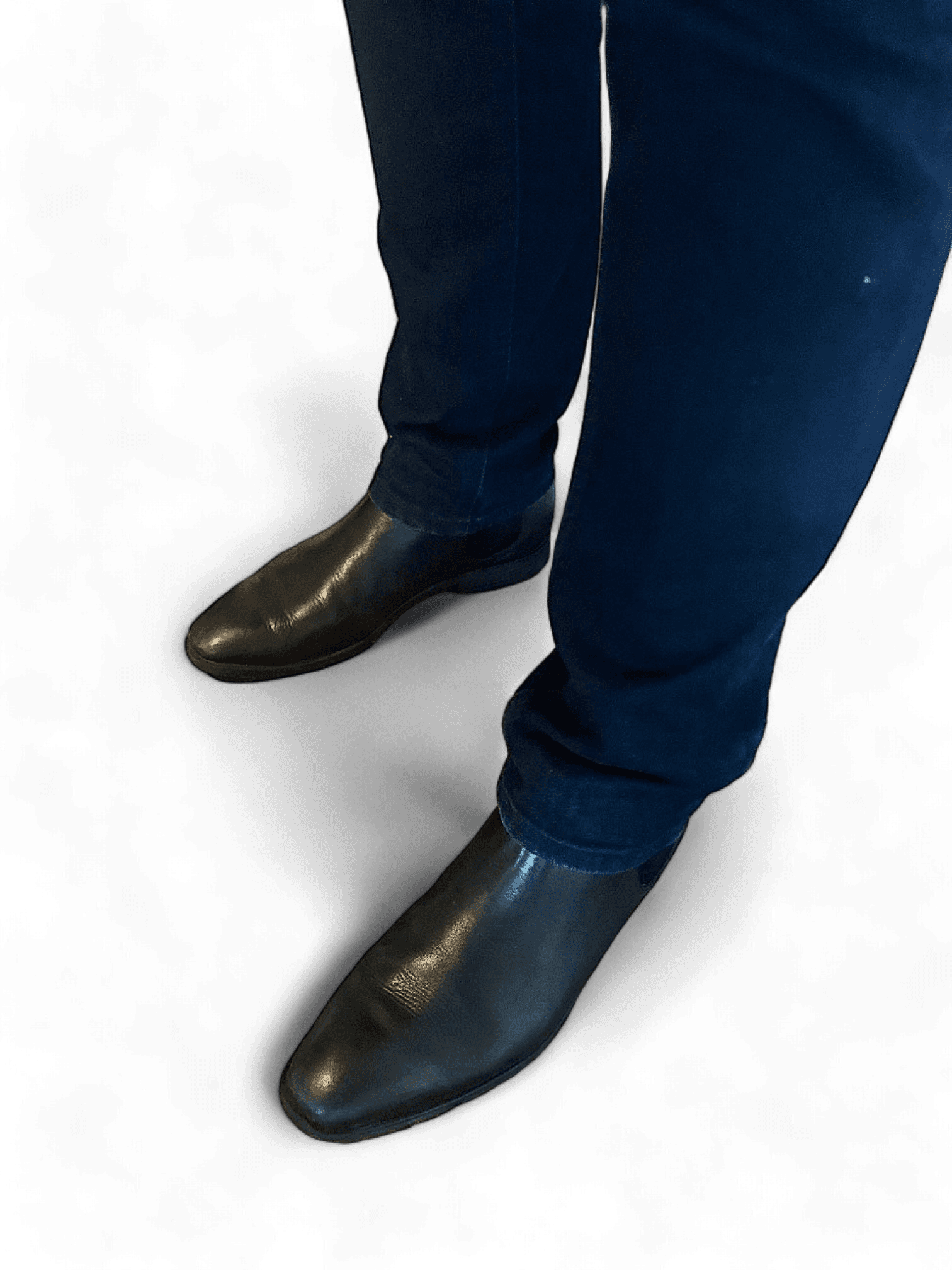 Sleek Black Leather Men's Boots 1