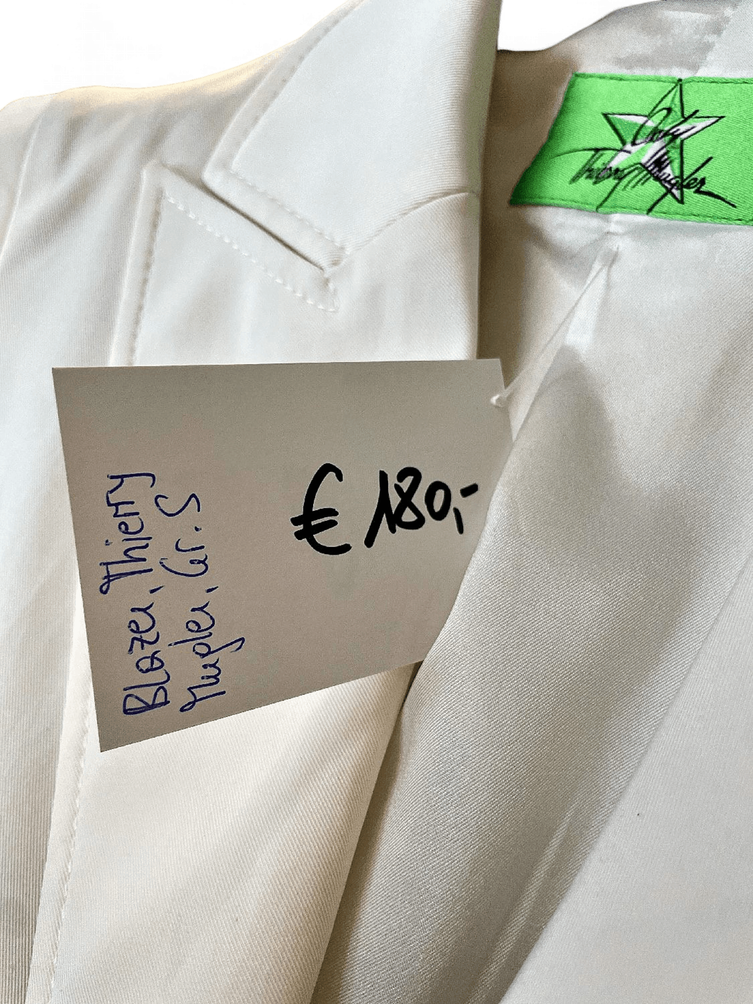 Chic White Thierry Mugler Blazer - Elegant Designer Piece 1