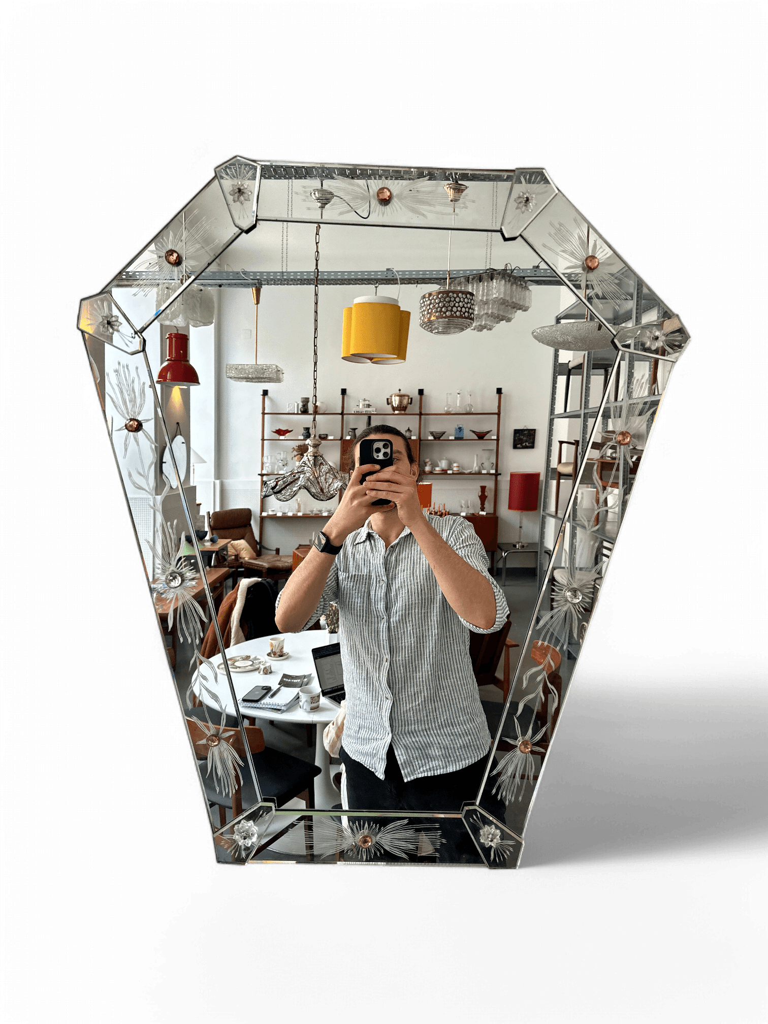 Elegant Vintage Art Deco Mirror 1