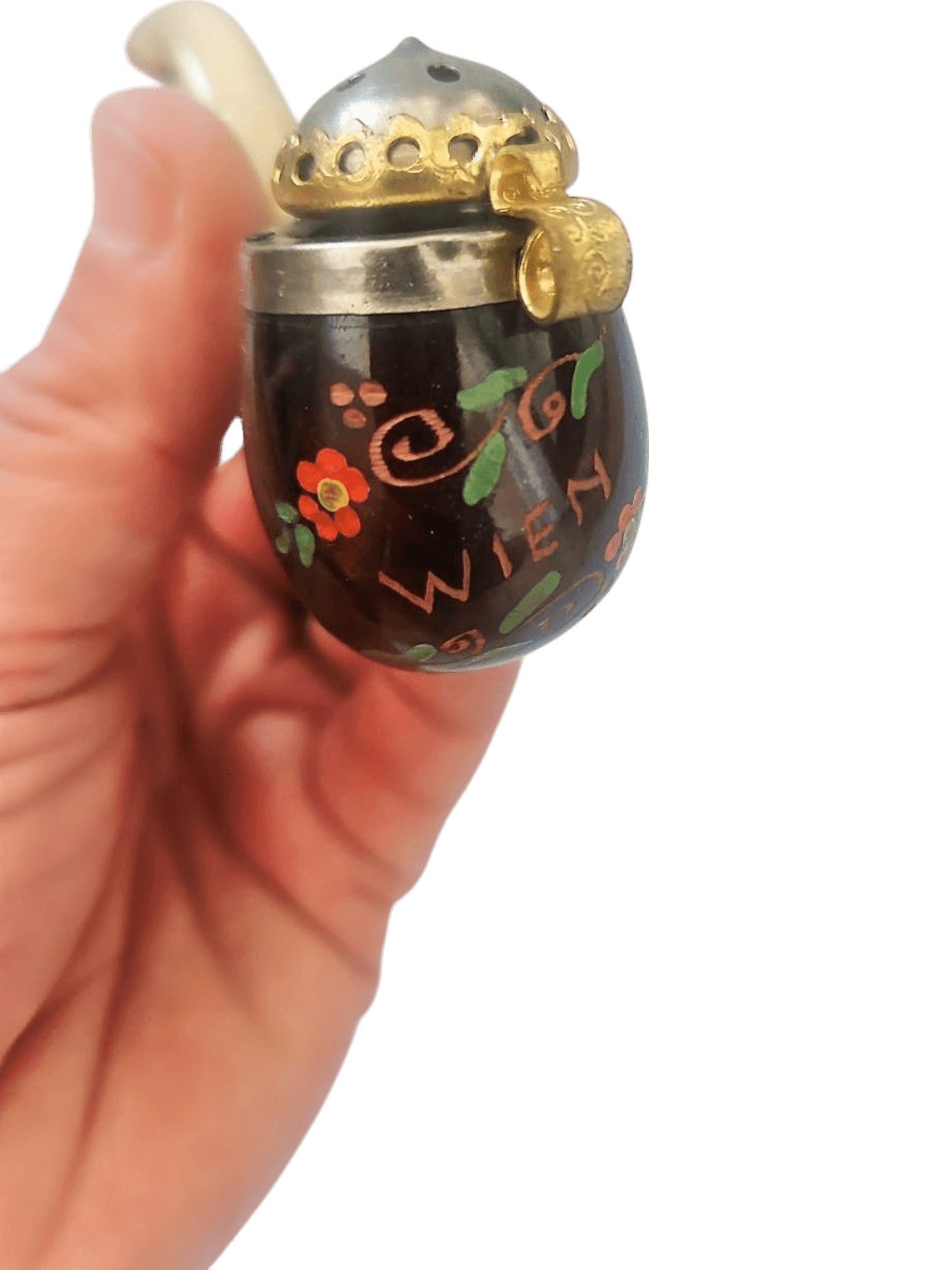 Vintage Decorative Wien Pipe with Floral Design and Gold Accents 4