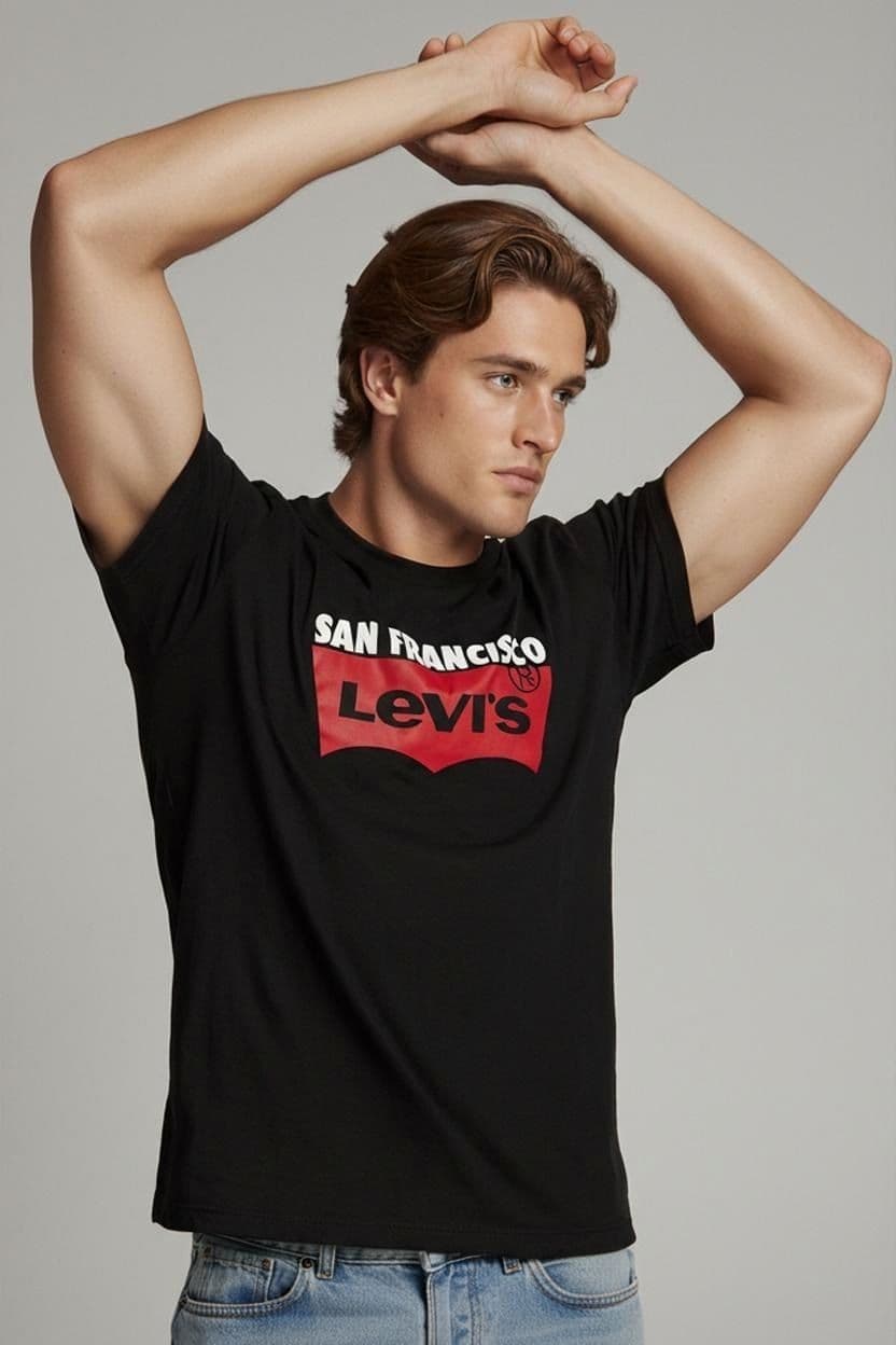 Levi's Black T-shirt - Size M 1