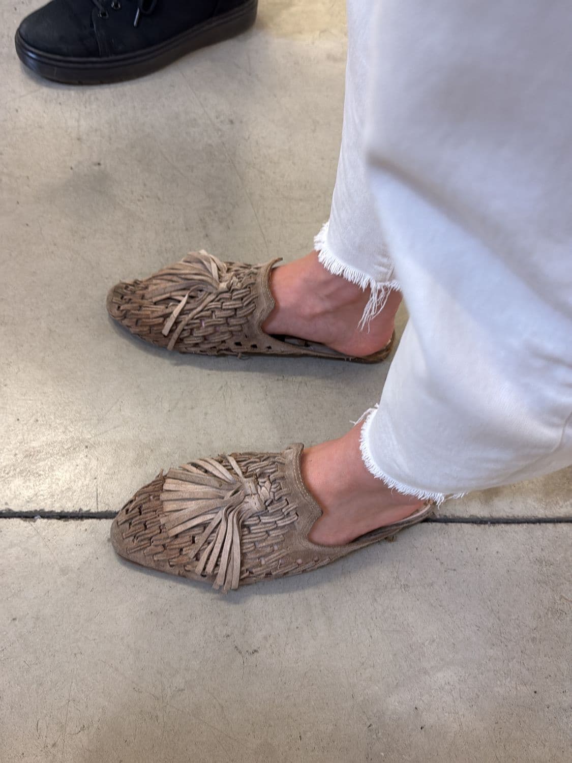 Handcrafted Woven Straw Mule Slippers 2