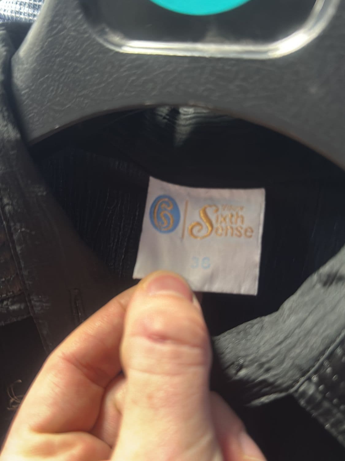 Sixth Sense Black Button-Down Shirt - Size 38 2