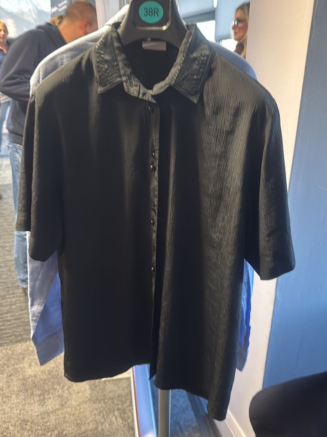 Sixth Sense Black Button-Down Shirt - Size 38 3