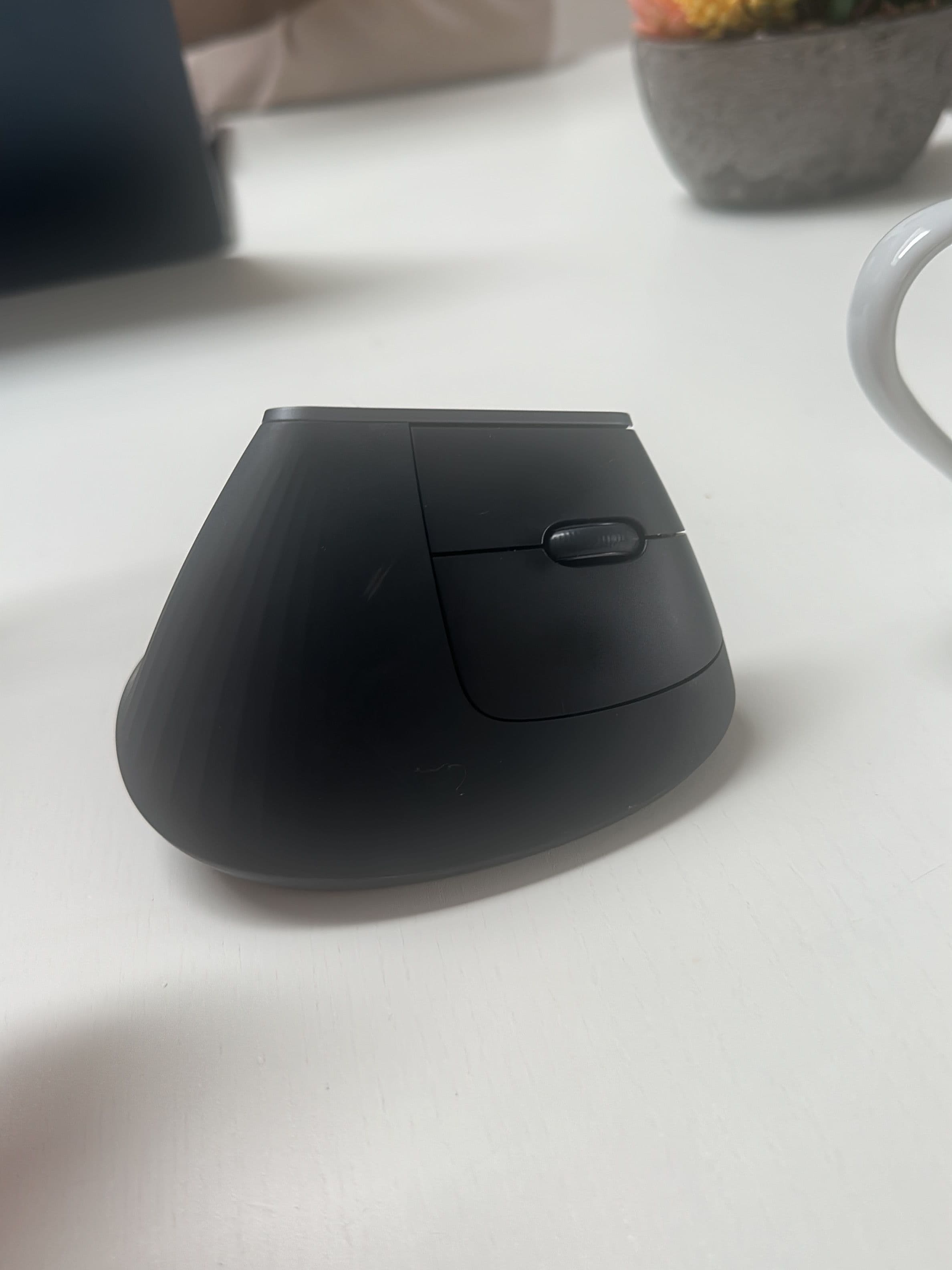 Ergonomic Vertical Computer Mouse - Black 1