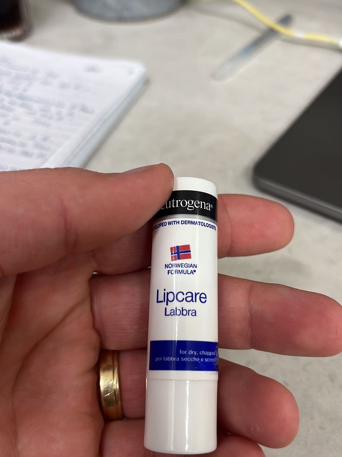 Neutrogena Norwegian Formula Lipcare Lip Balm Stick 2