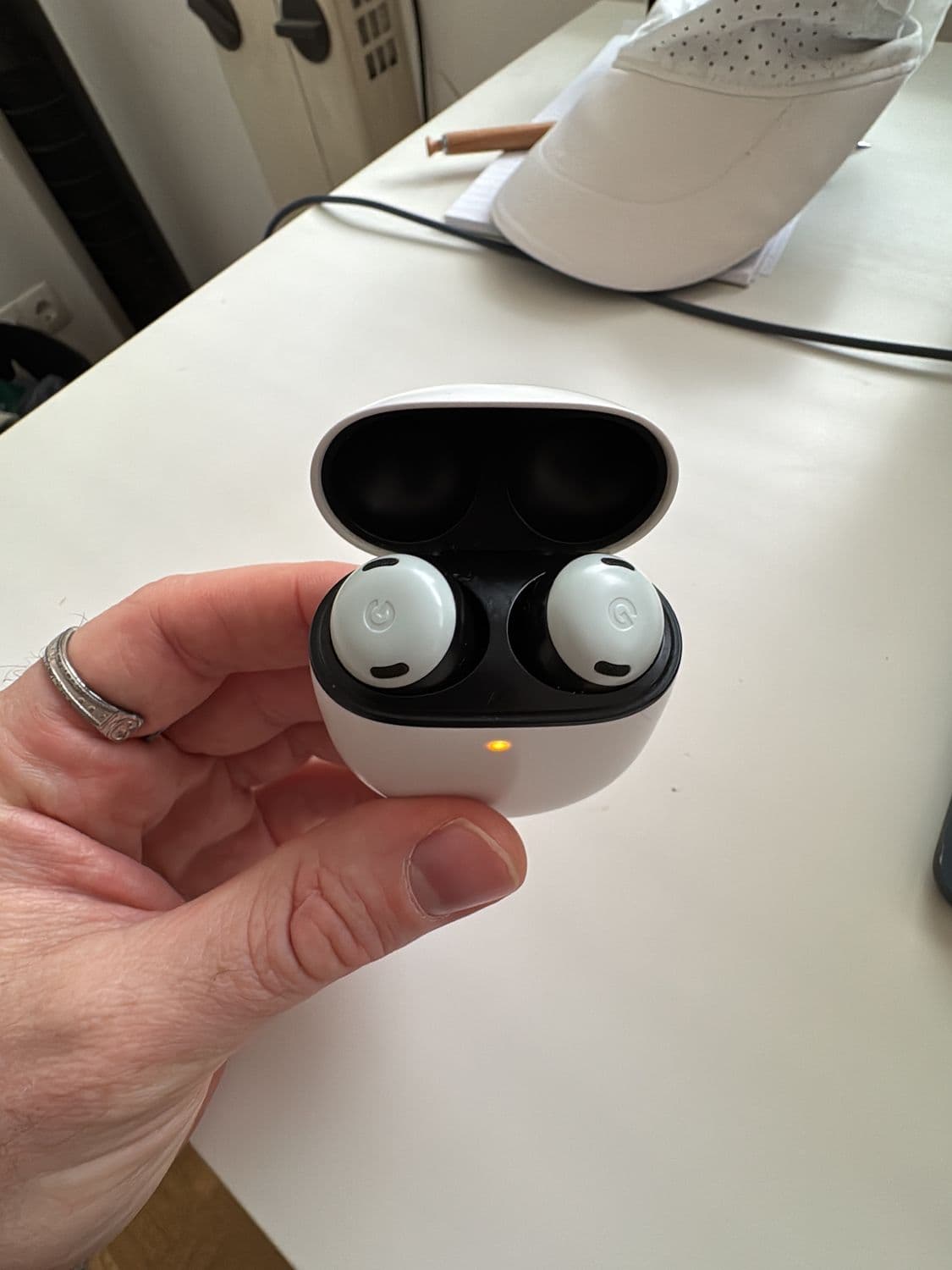 Google Pixel Buds Wireless Earbuds with Charging Case - White 2