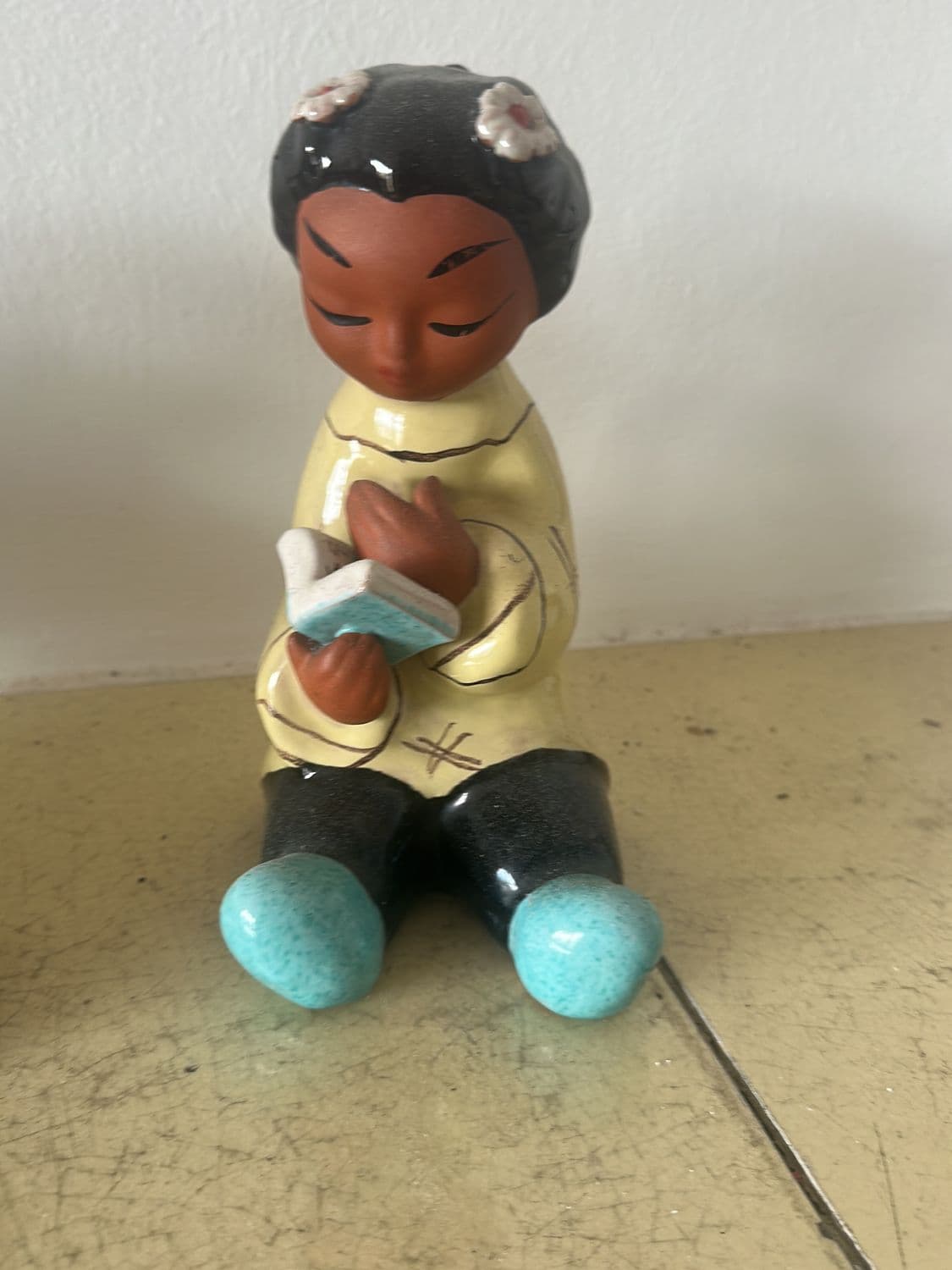 Vintage Ceramic Asian Figurine Reading Book in Traditional Dress