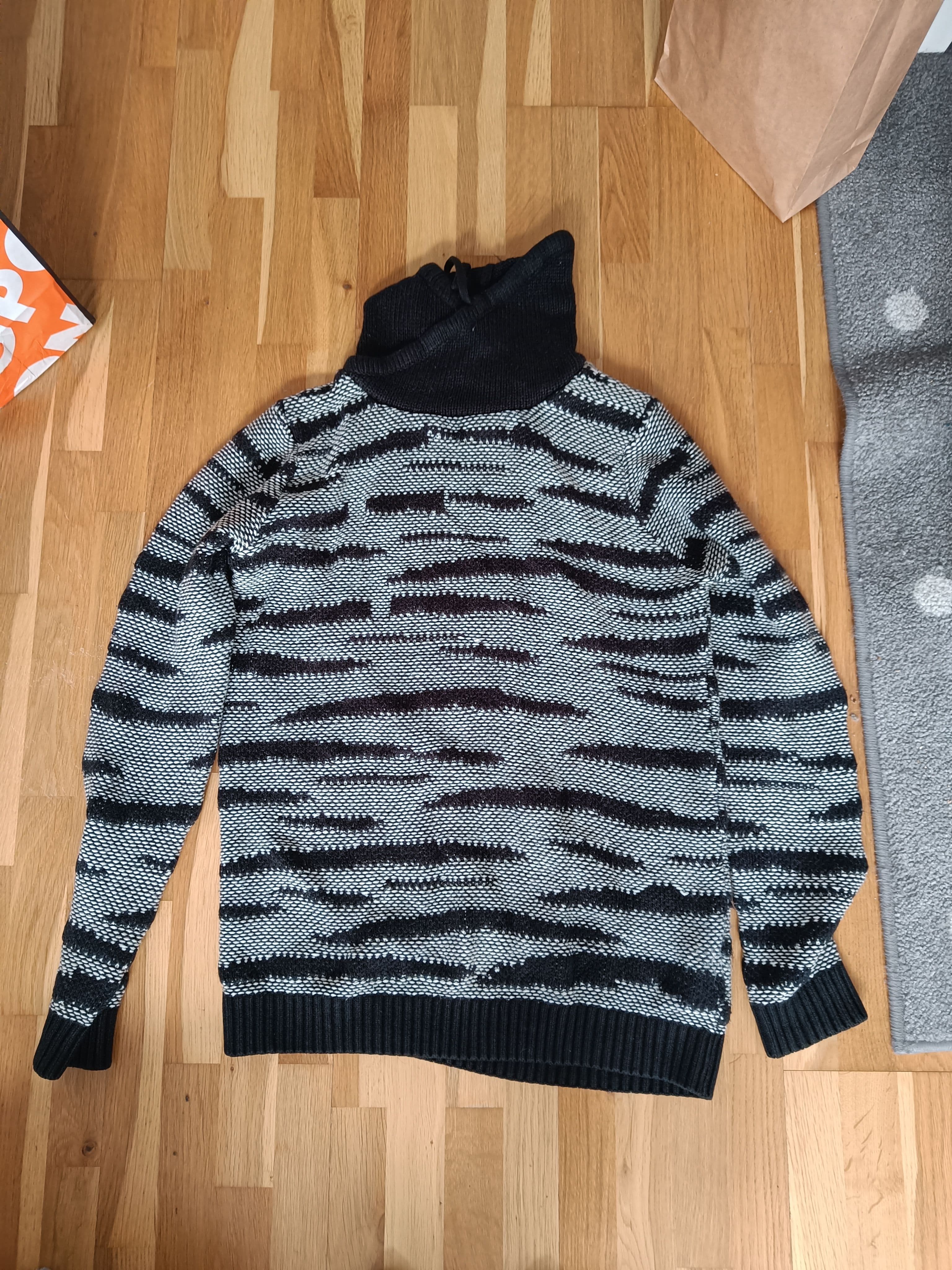 NIIMBOT Direct Thermal Label Printer Box 3